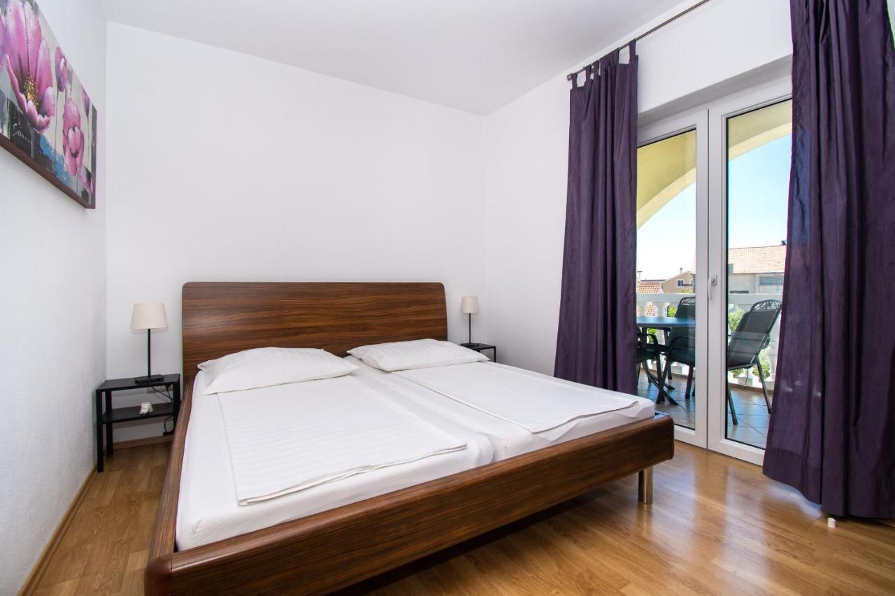 Apartments Kendes Vodice Ngoại thất bức ảnh
