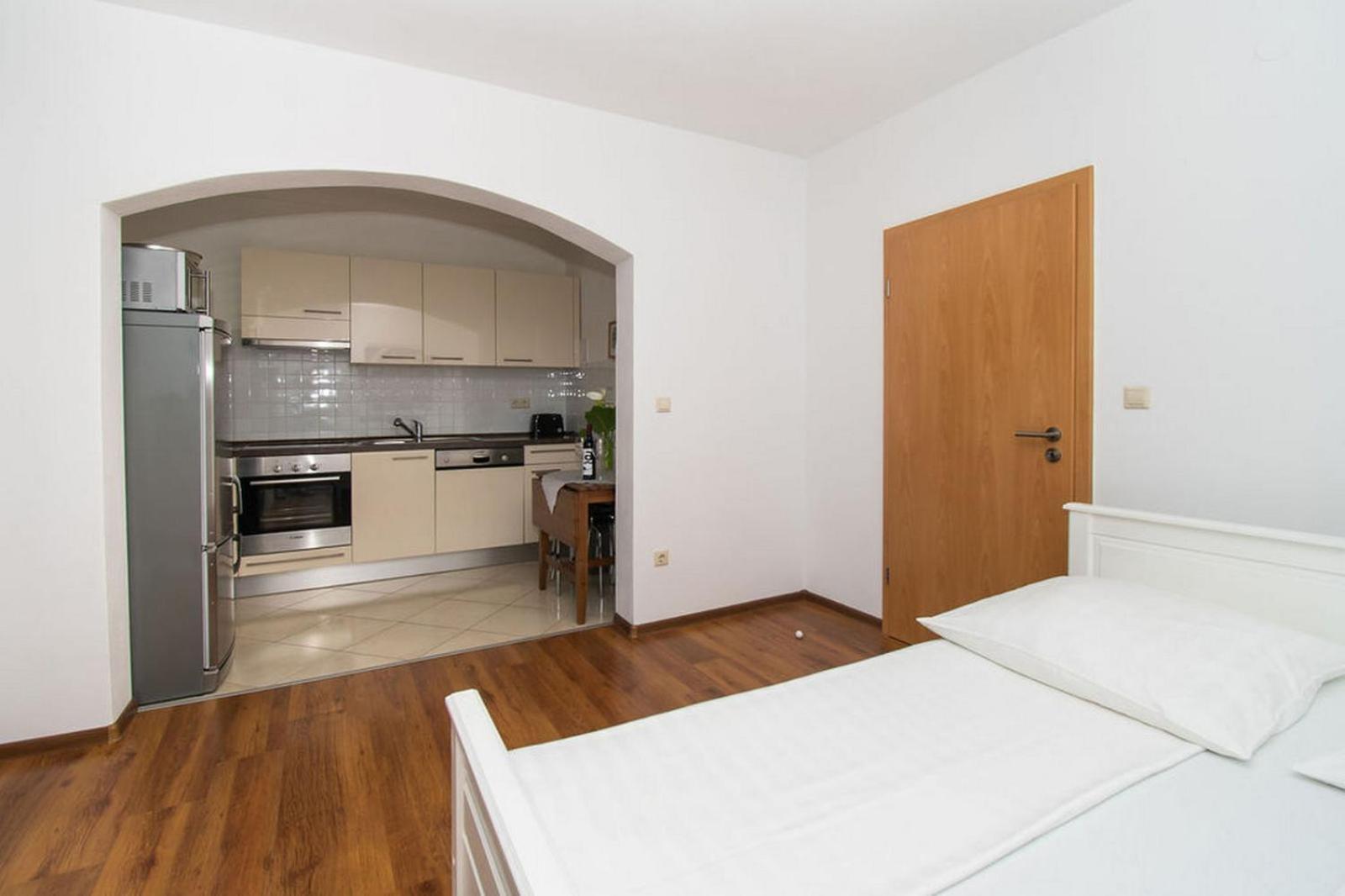 Apartments Kendes Vodice Ngoại thất bức ảnh
