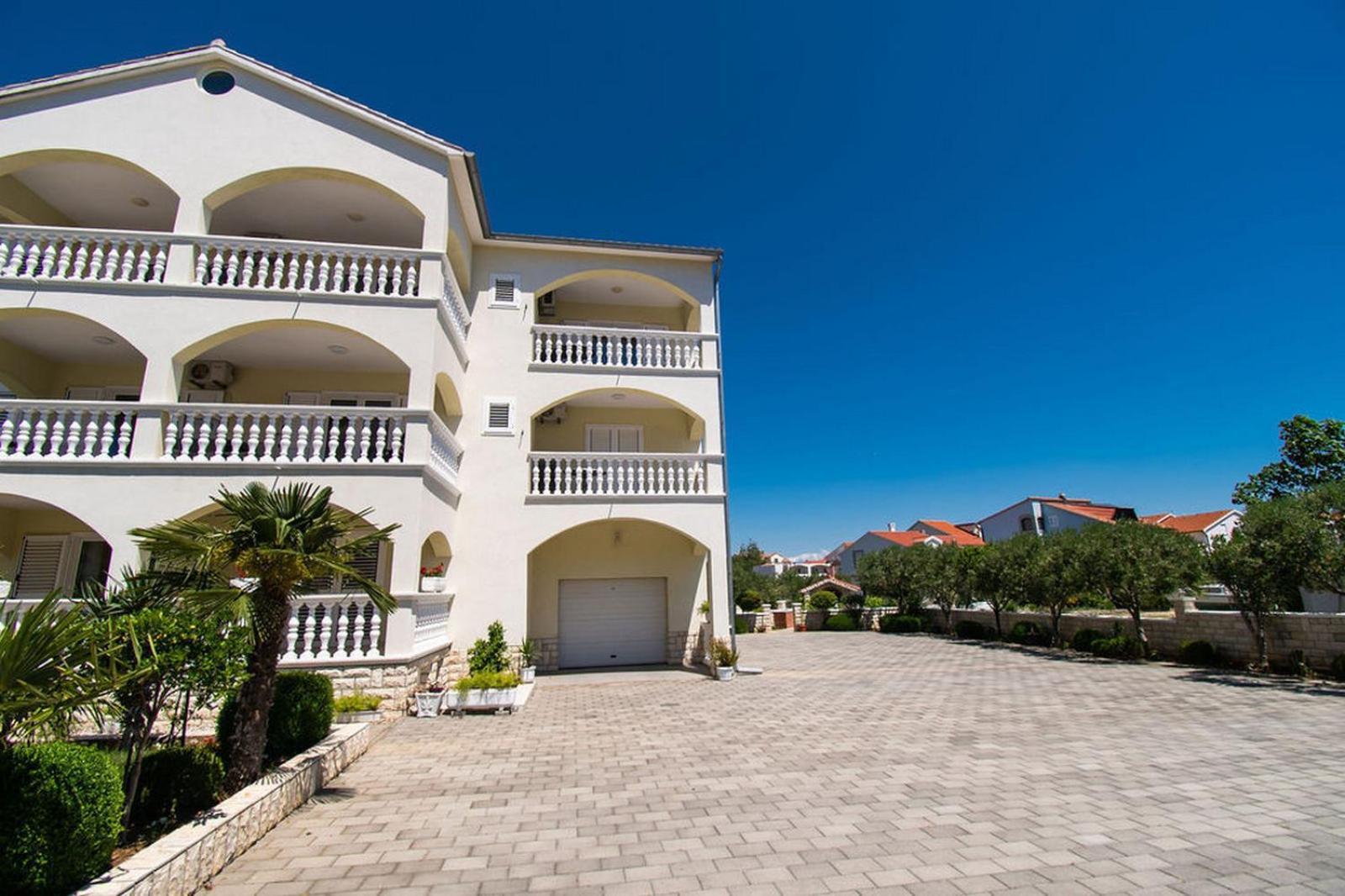 Apartments Kendes Vodice Ngoại thất bức ảnh