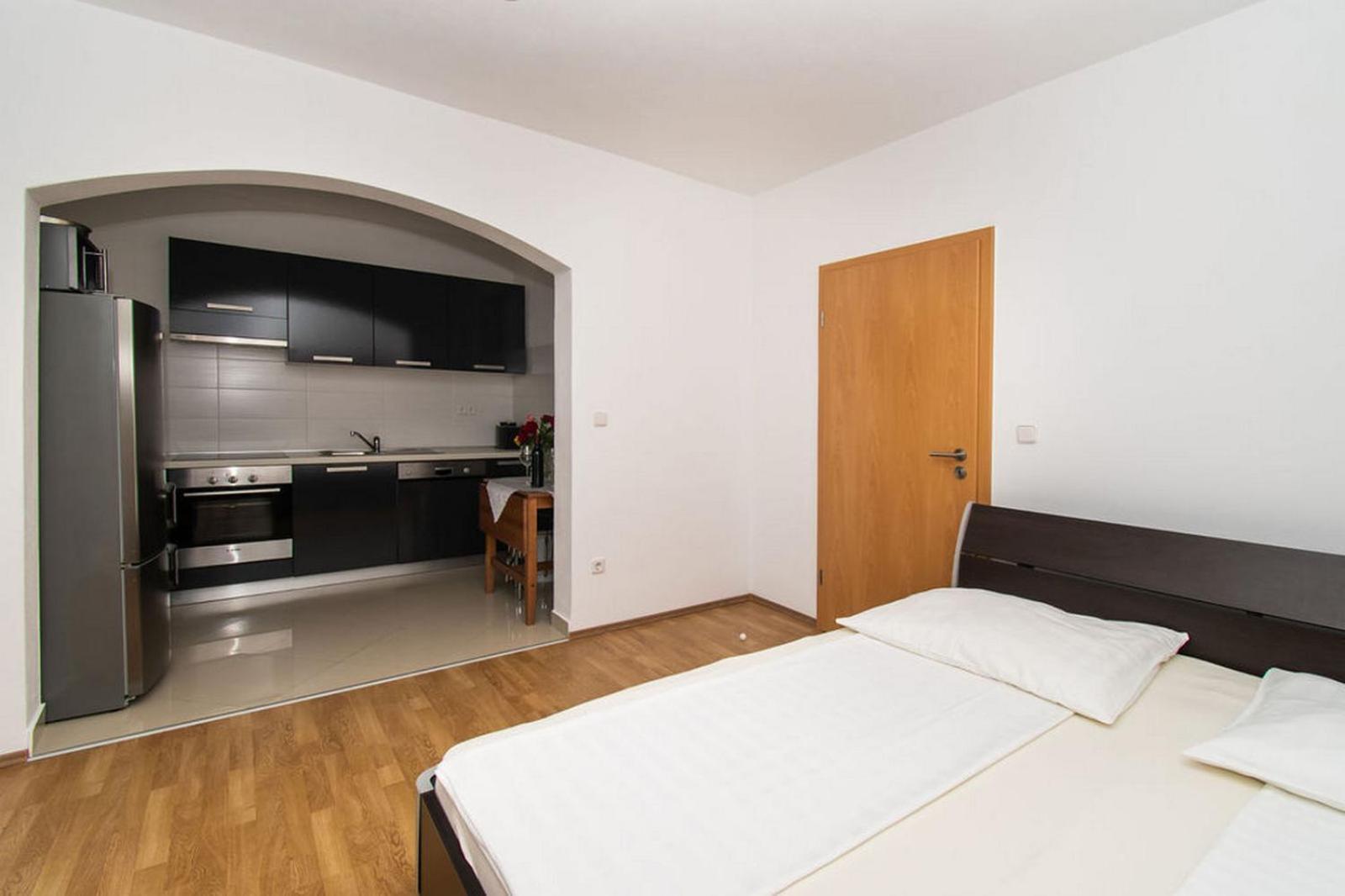 Apartments Kendes Vodice Ngoại thất bức ảnh