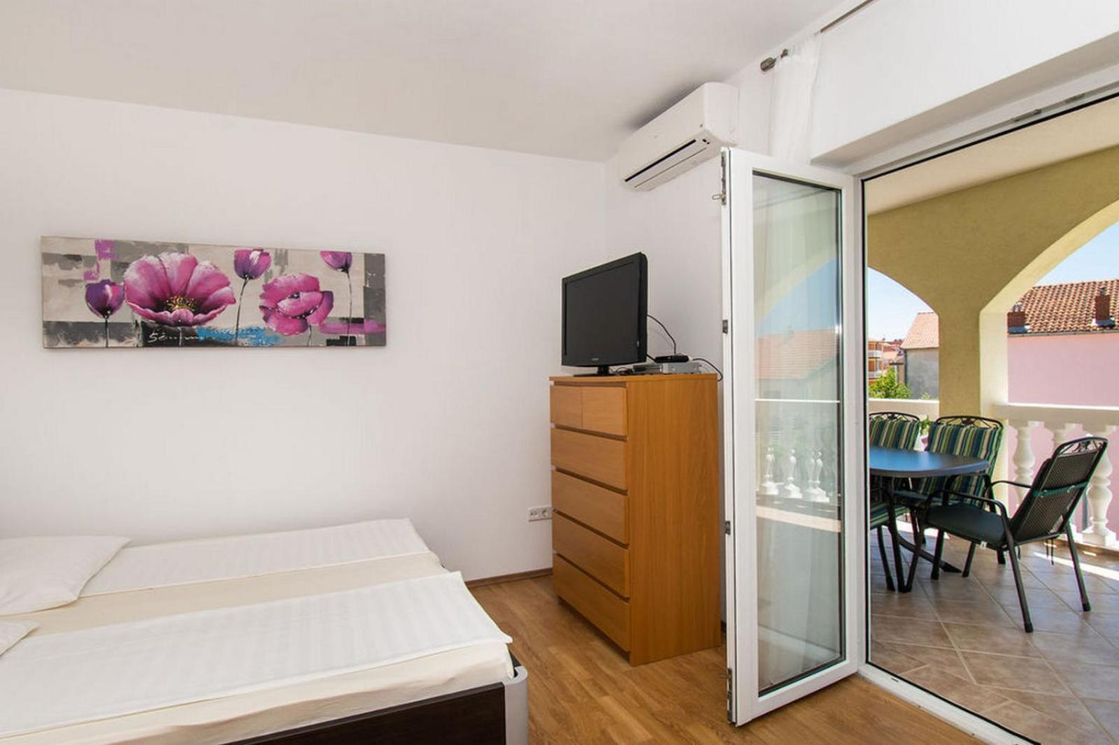 Apartments Kendes Vodice Ngoại thất bức ảnh